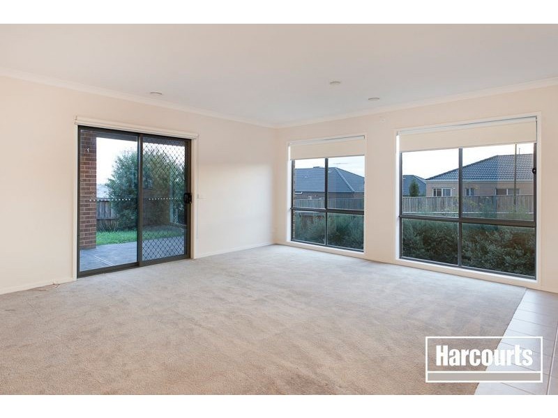 7 Alexia Drive, Berwick VIC 3806