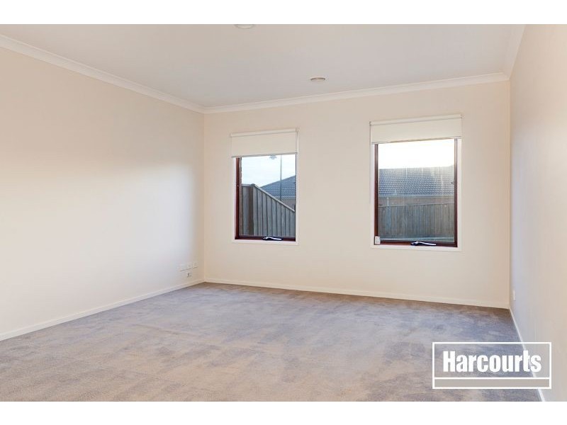 7 Alexia Drive, Berwick VIC 3806