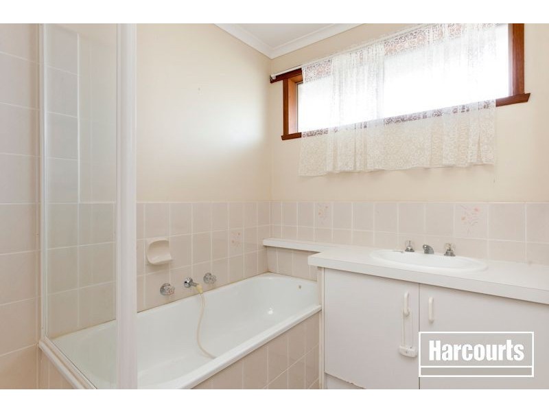 34 Tarcoola Drive, Narre Warren VIC 3805