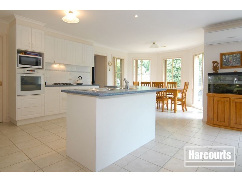 23 Parkwood Avenue, Narre Warren South VIC 3805