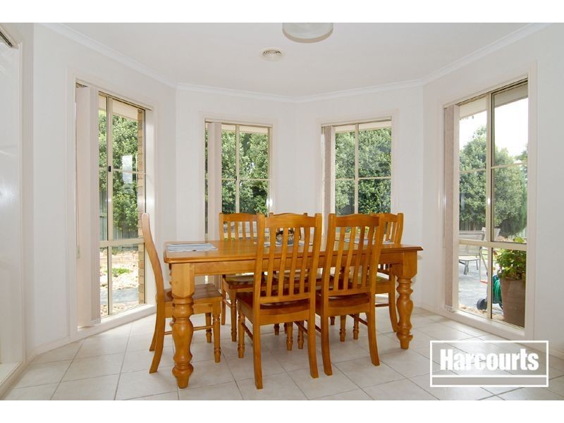 23 Parkwood Avenue, Narre Warren South VIC 3805