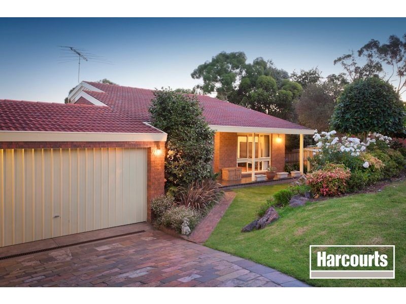 1 Outlook Drive, Berwick VIC 3806