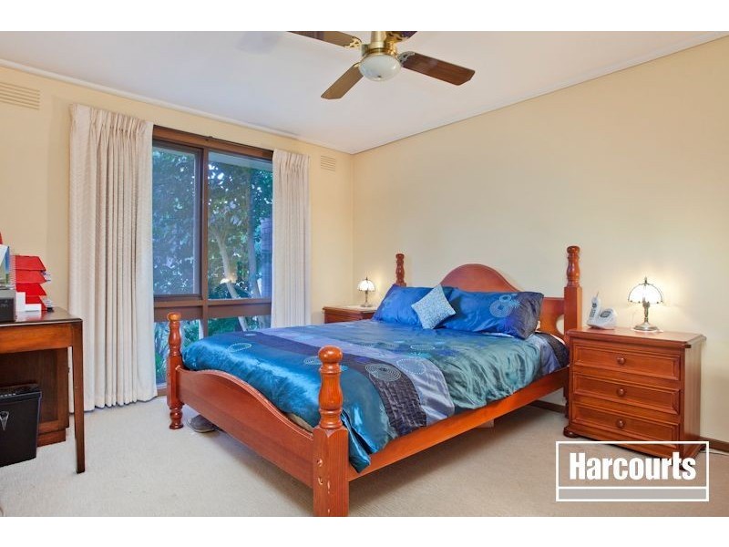 1 Outlook Drive, Berwick VIC 3806