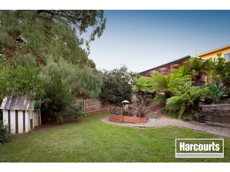 1 Outlook Drive, Berwick VIC 3806