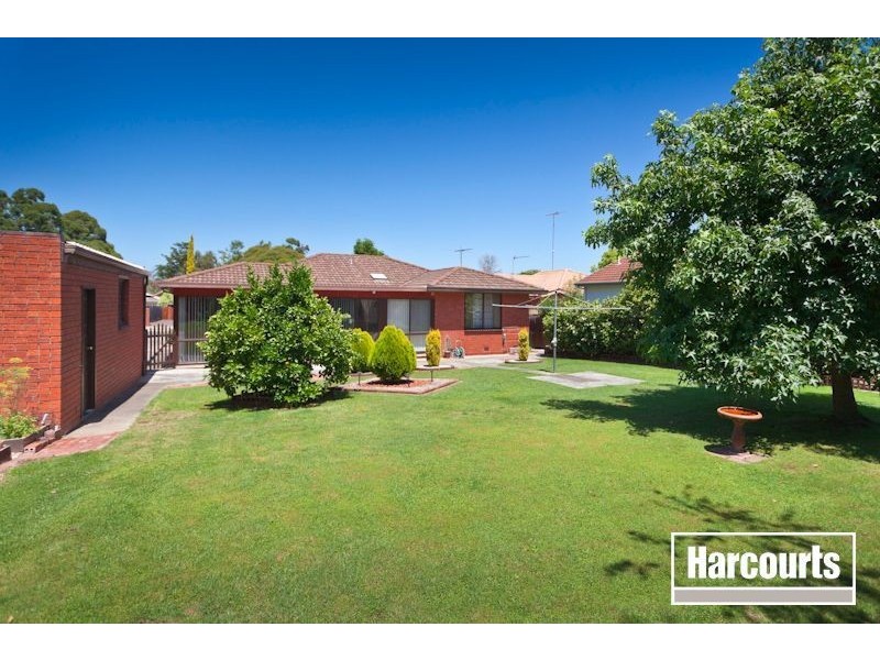 28 Mansfield Street, Berwick VIC 3806