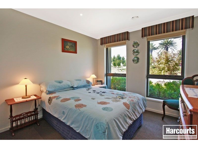 90 Meridian Circuit, Berwick VIC 3806
