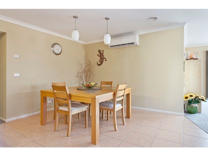 22 Yorkshire Drive, Cranbourne North VIC 3977