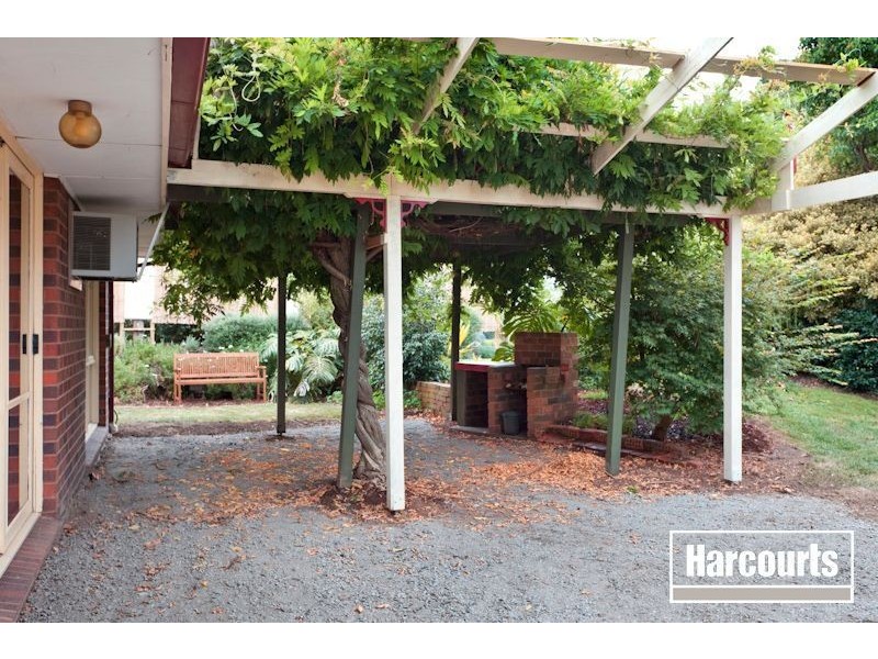 8 Tandderwen Court, Narre Warren North VIC 3804