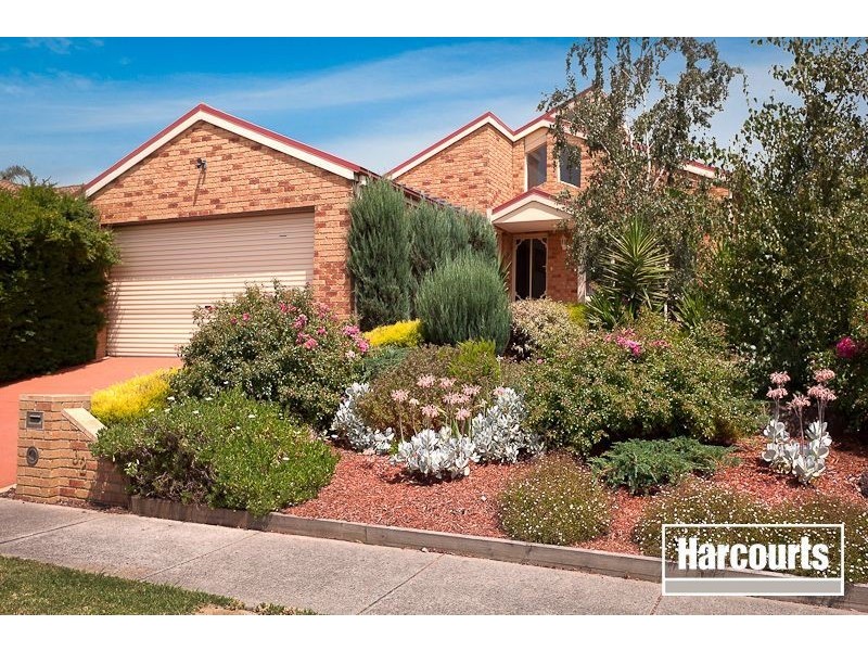 32 Highland Crescent, Narre Warren South VIC 3805