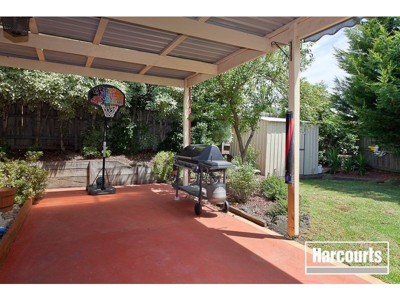 32 Highland Crescent, Narre Warren South VIC 3805