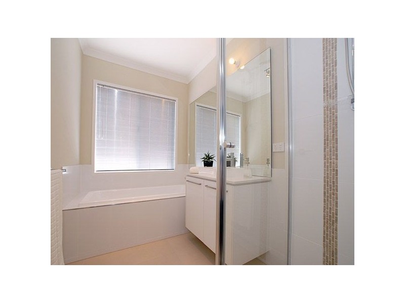 36 Island Circuit, Lyndhurst VIC 3975