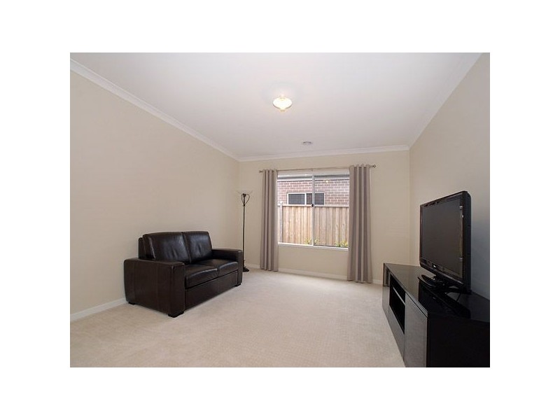 36 Island Circuit, Lyndhurst VIC 3975