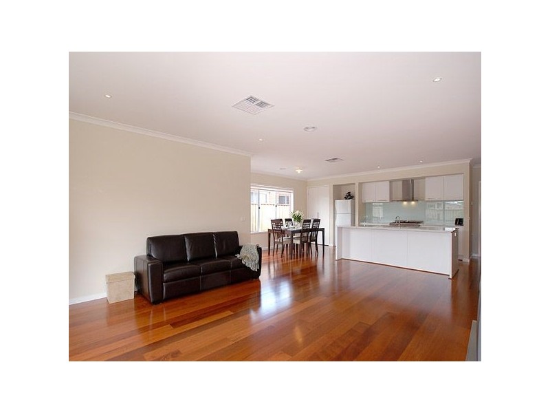 36 Island Circuit, Lyndhurst VIC 3975