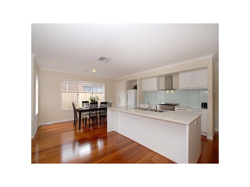 36 Island Circuit, Lyndhurst VIC 3975