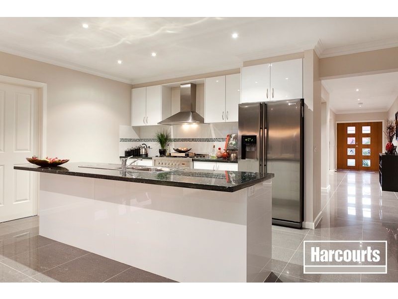 53 Jamieson Way, Berwick VIC 3806