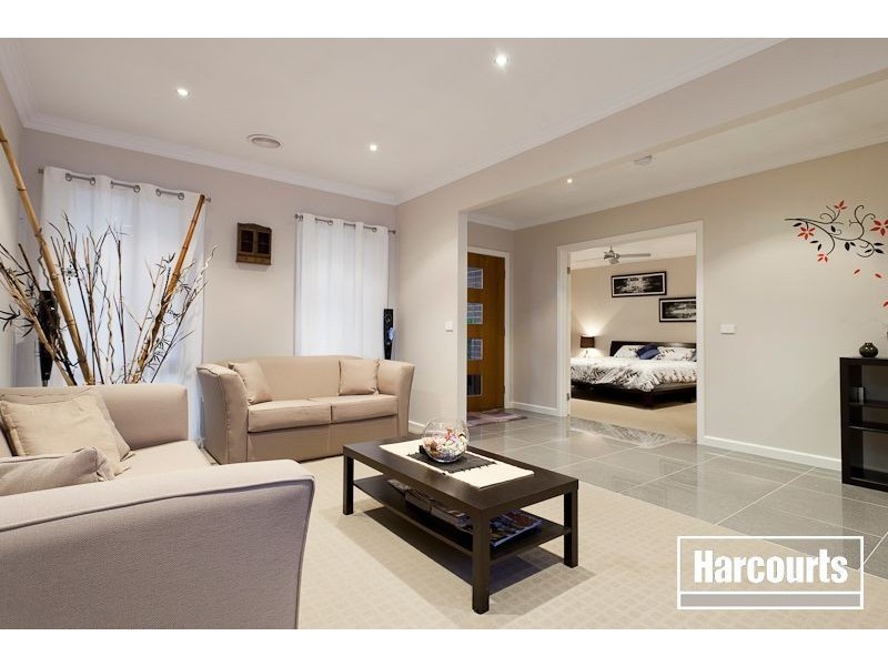 53 Jamieson Way, Berwick VIC 3806