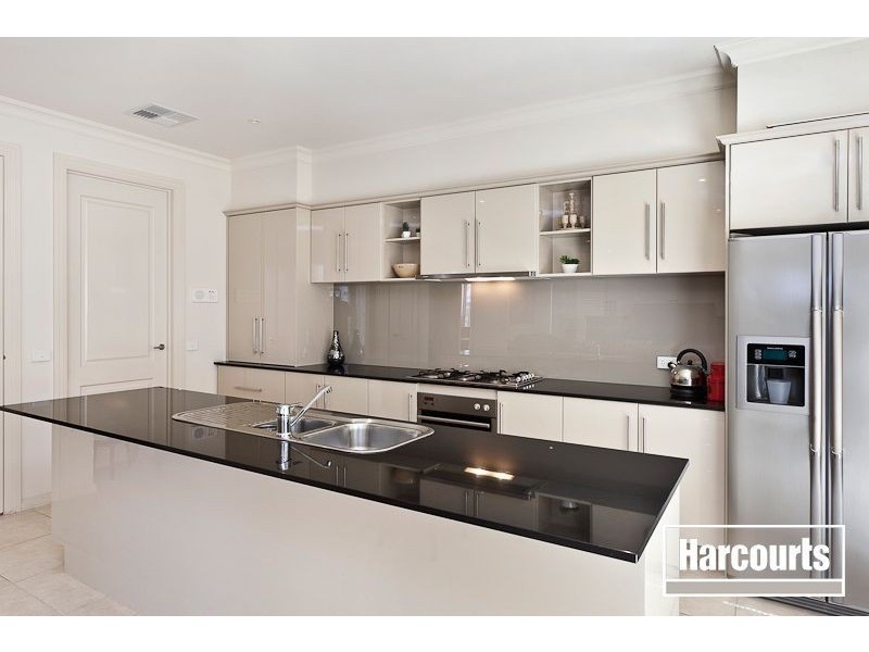 16 Fabriano Place, Narre Warren South VIC 3805