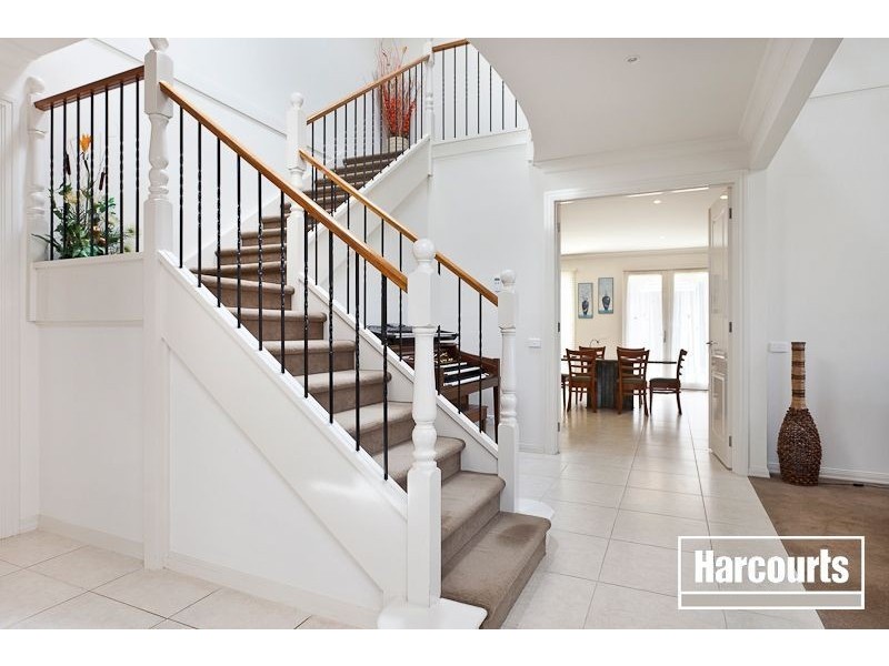 16 Fabriano Place, Narre Warren South VIC 3805