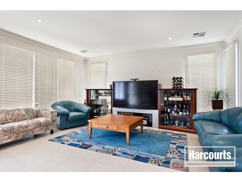 16 Fabriano Place, Narre Warren South VIC 3805