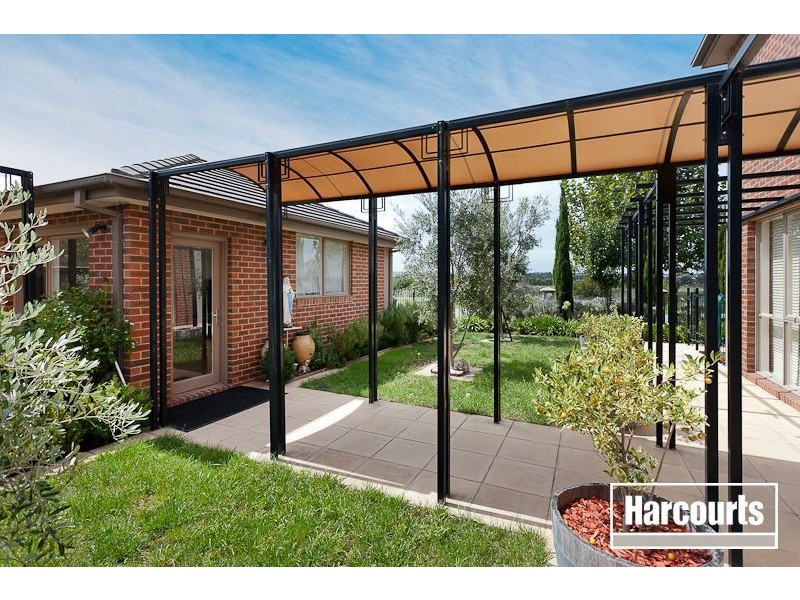 16 Fabriano Place, Narre Warren South VIC 3805