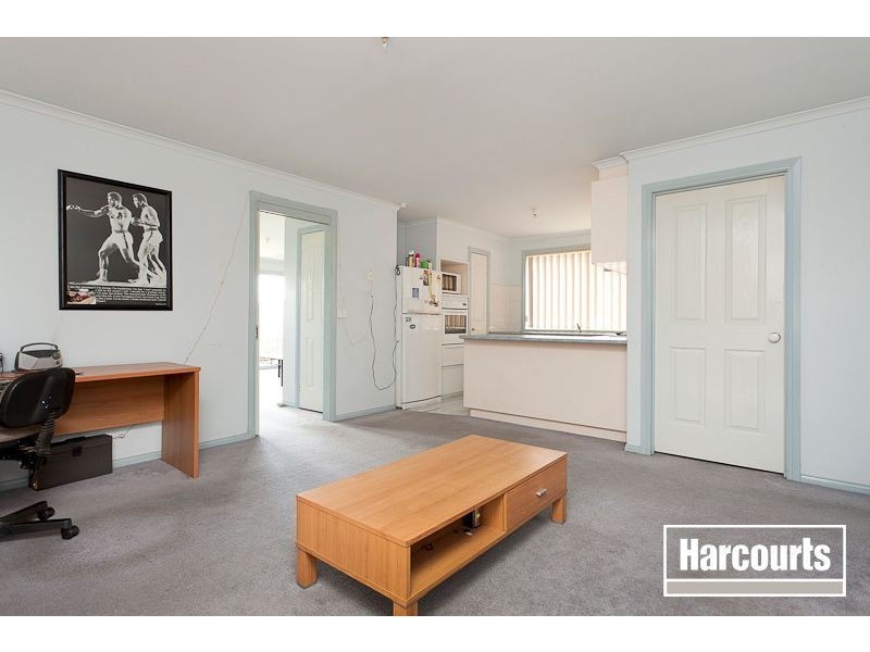 21 Balmaceda Court, Berwick VIC 3806