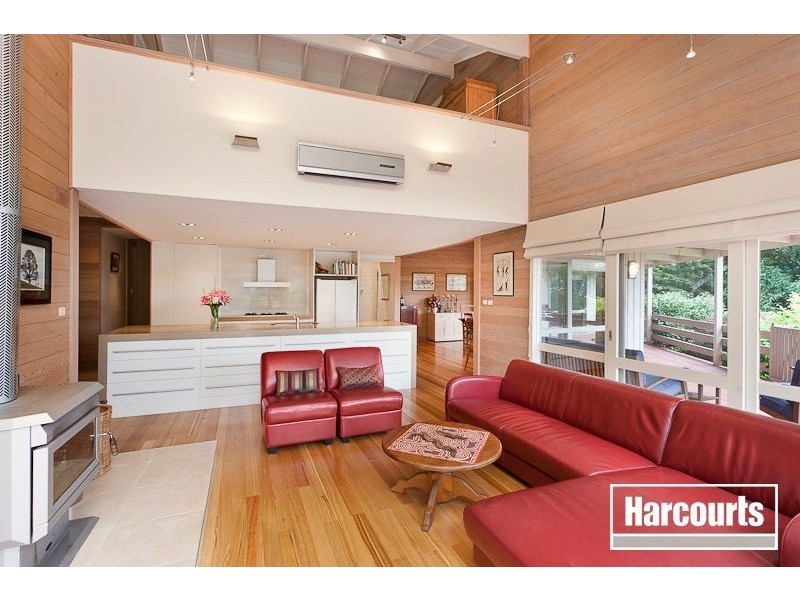 230 Mountain Road, Gembrook VIC 3783