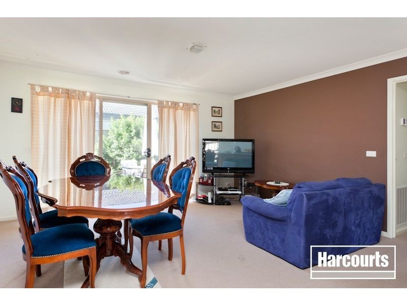 7 Tyrone Avenue, Pakenham VIC 3810