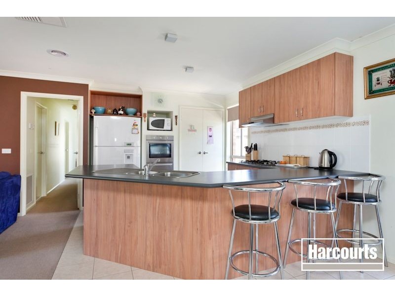 7 Tyrone Avenue, Pakenham VIC 3810