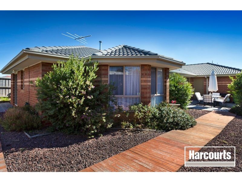 7 Tyrone Avenue, Pakenham VIC 3810