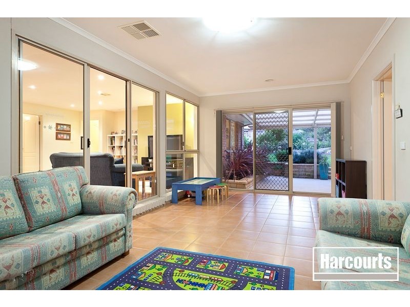 15 – 16 Mack Road, Narre Warren South VIC 3805