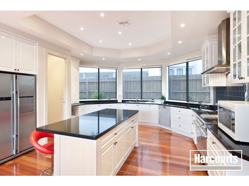 25 Aranmore Crescent, Narre Warren North VIC 3804