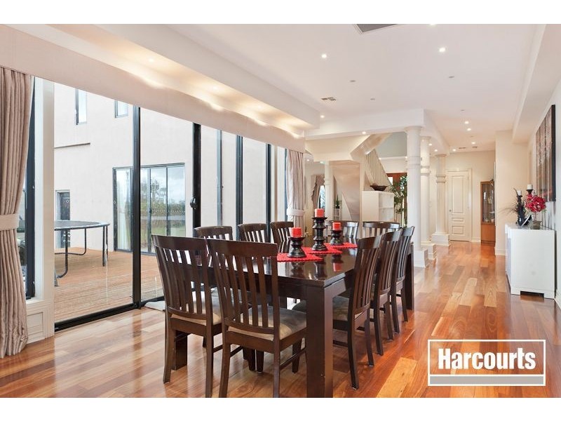 25 Aranmore Crescent, Narre Warren North VIC 3804