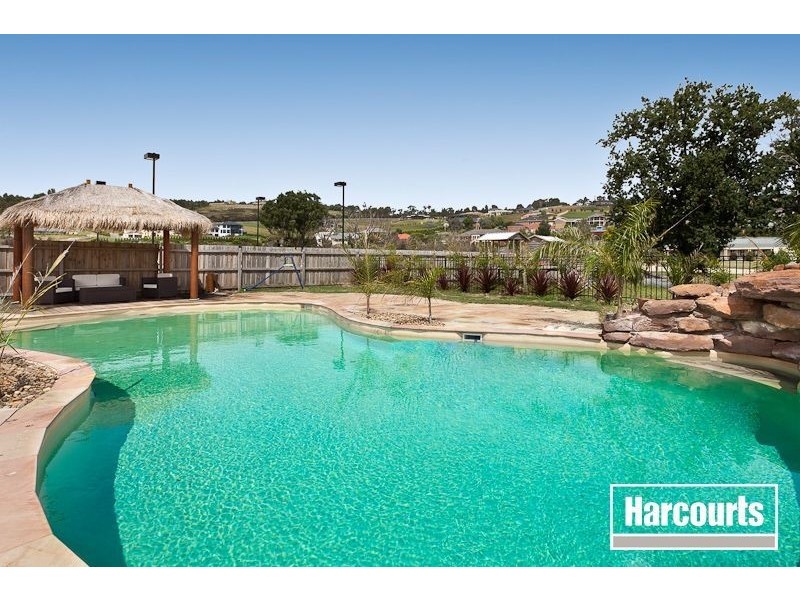 25 Aranmore Crescent, Narre Warren North VIC 3804