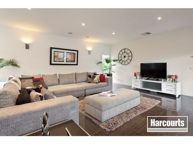 15 Chase Boulevard, Berwick VIC 3806