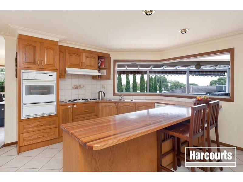 22 Quarry Hills Drive, Berwick VIC 3806