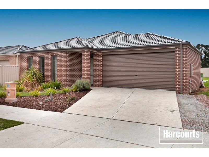 19 Pomegranate Way, Pakenham VIC 3810