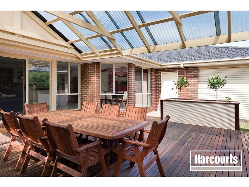 18 Ellen Road, Narre Warren South VIC 3805