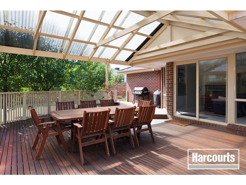 18 Ellen Road, Narre Warren South VIC 3805