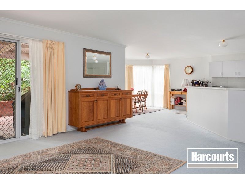 39 Euroa Avenue, Berwick VIC 3806