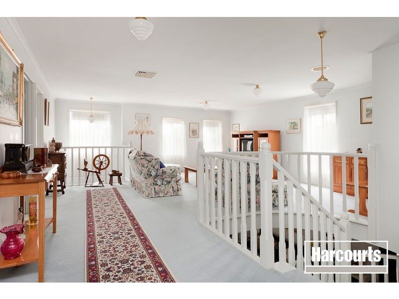 39 Euroa Avenue, Berwick VIC 3806