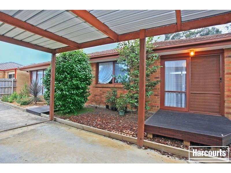 2/4 Damian Court, Cranbourne VIC 3977
