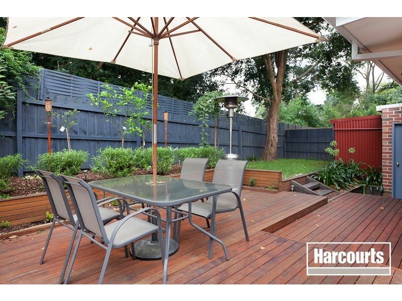 2/12-14 Harkaway Road, Berwick VIC 3806