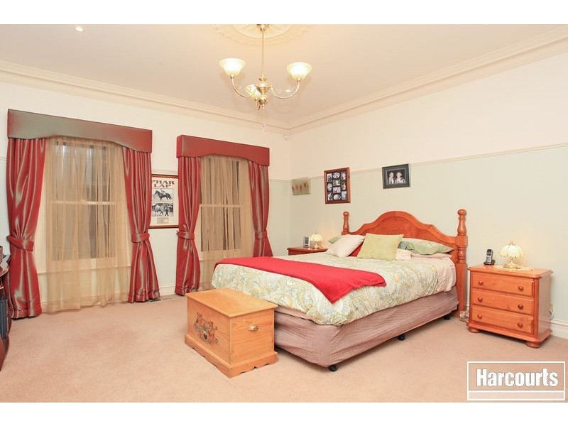 66 Berwick Springs Promenade, Narre Warren South VIC 3805