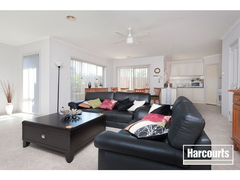 1/5 Dingle Court, Berwick VIC 3806