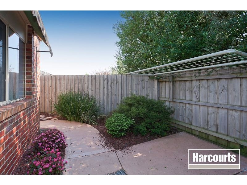 1/5 Dingle Court, Berwick VIC 3806