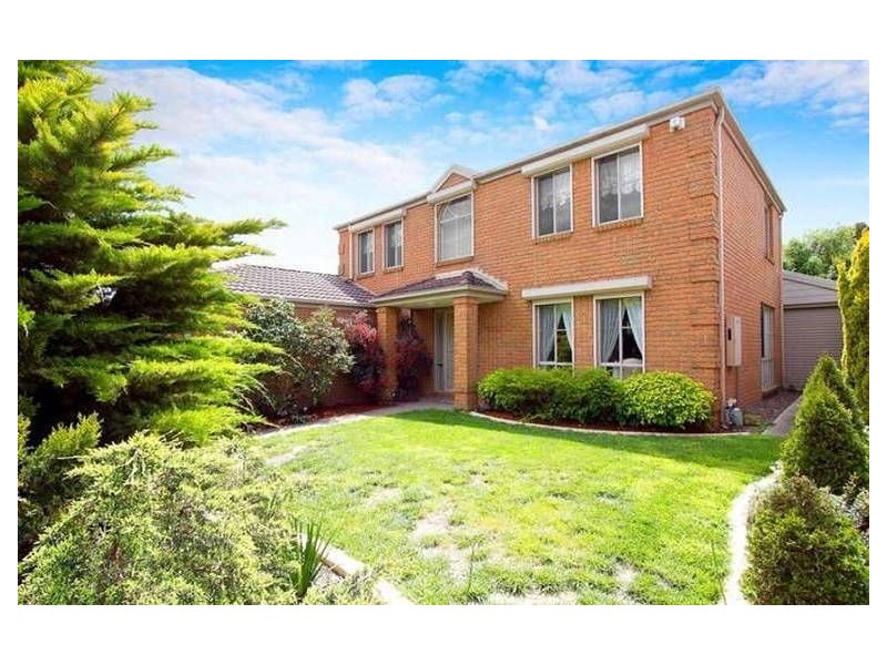 36 Lake View Drive, Narre Warren South VIC 3805