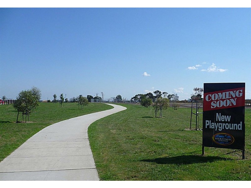 Lot 1059 Sundew Crescent, Pakenham VIC 3810