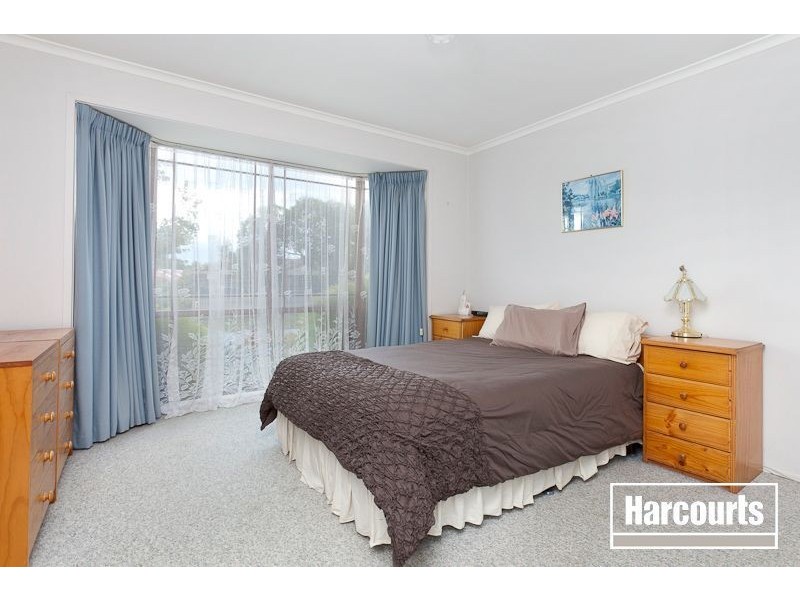 13 Jason  Close, Berwick VIC 3806