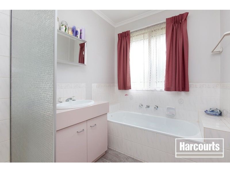 13 Jason  Close, Berwick VIC 3806