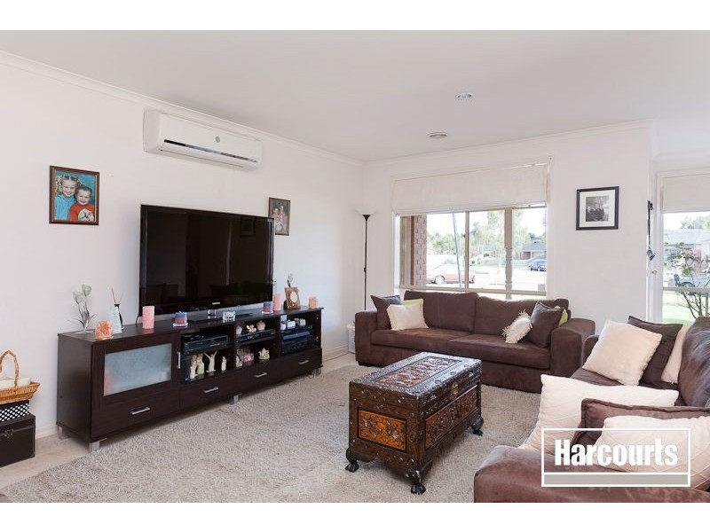 41 Sallybrook Circuit, Narre Warren VIC 3805